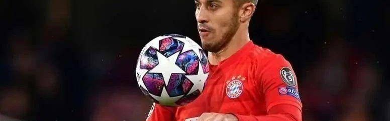  法兰克福前锋转会英超传闻遭俱乐部辟谣否认  