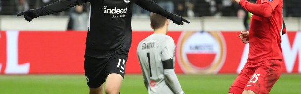  莱万特延续火热脚感，德甲金靴之争进入白热化  